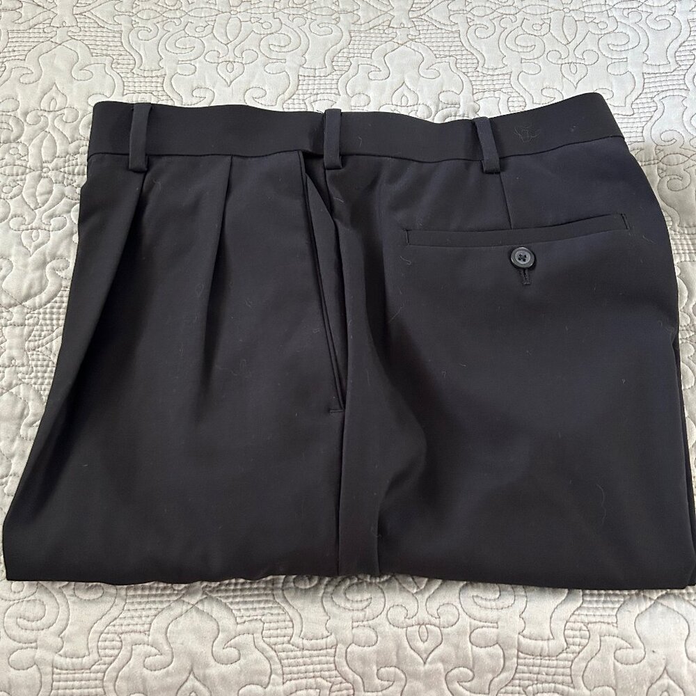 Men's Louis Raphael 38x32 Lightweight Pants Cuffed - EUC